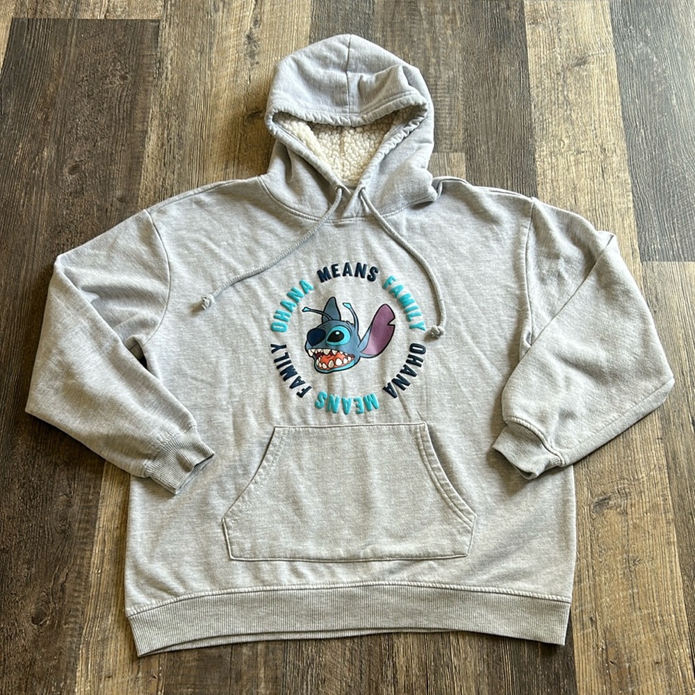 Disney Stitch Faux Sherpa Hoodie Top OHANA MEANS FAMILY XXL Juniors 19 Women’s